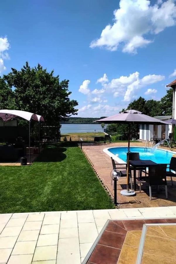 Vila Mila Riverside Apartments Smederevo Luaran gambar
